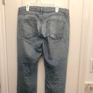 GAP Distressed Boyfriend Jeans 27